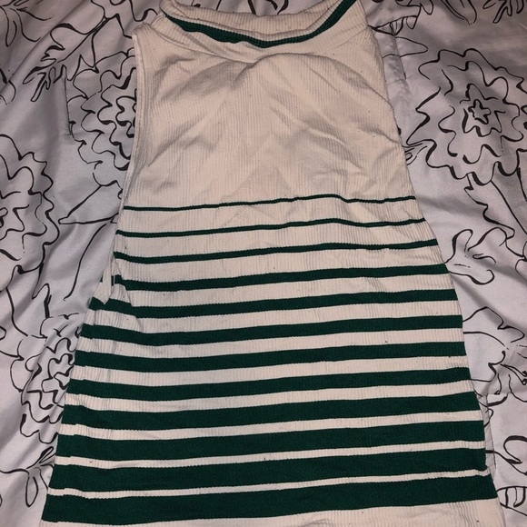 FREE PEOPLE MOCK CROP - Picture 1 of 3